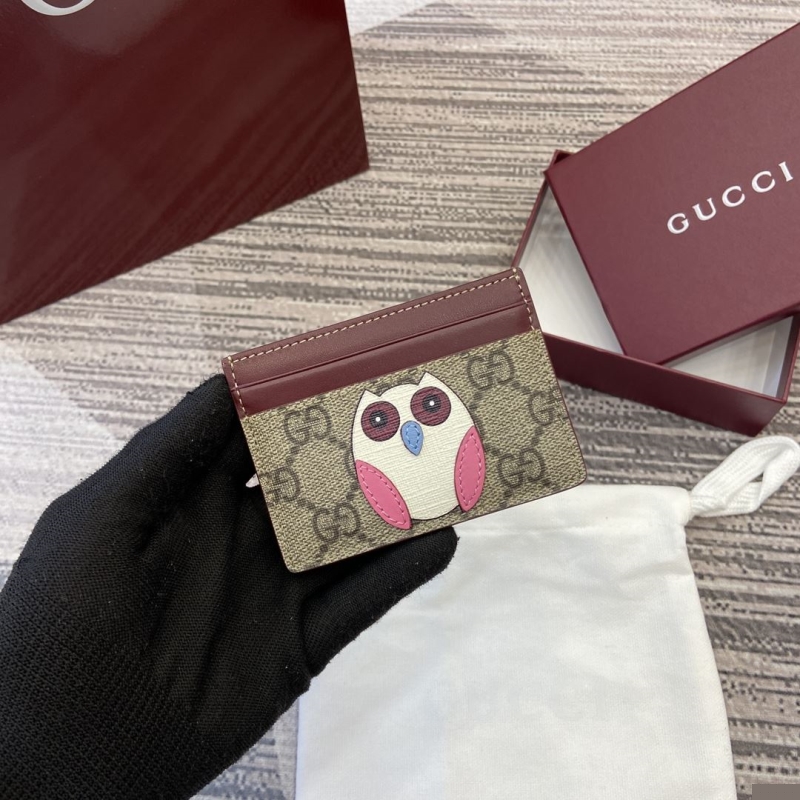 G*u*i wallets & purse